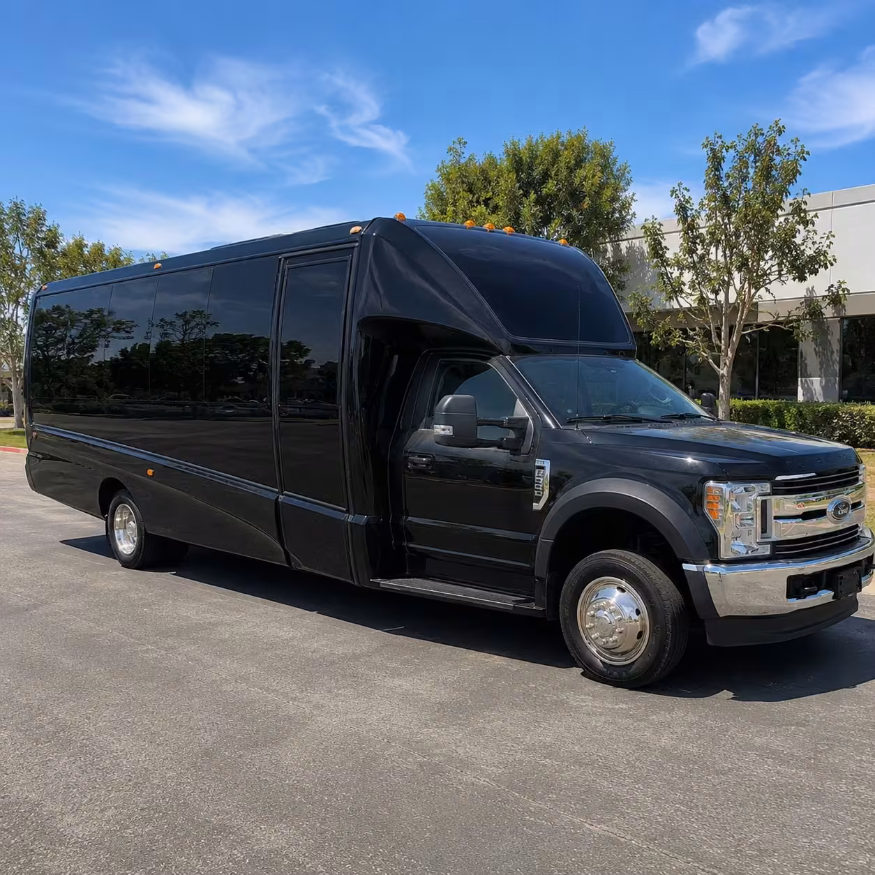 18 passenger party bus